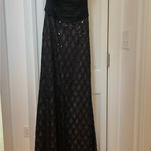 Elegant Black Strapless Gown - Holiday Black Tie